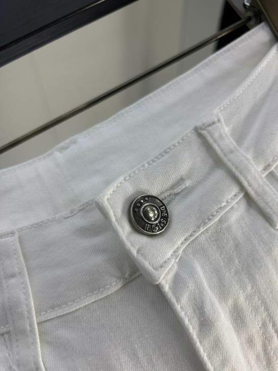Picture of LV Jeans Long _SKULV28-3825tx1510965